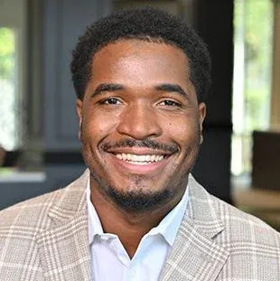 Nisiar Smith